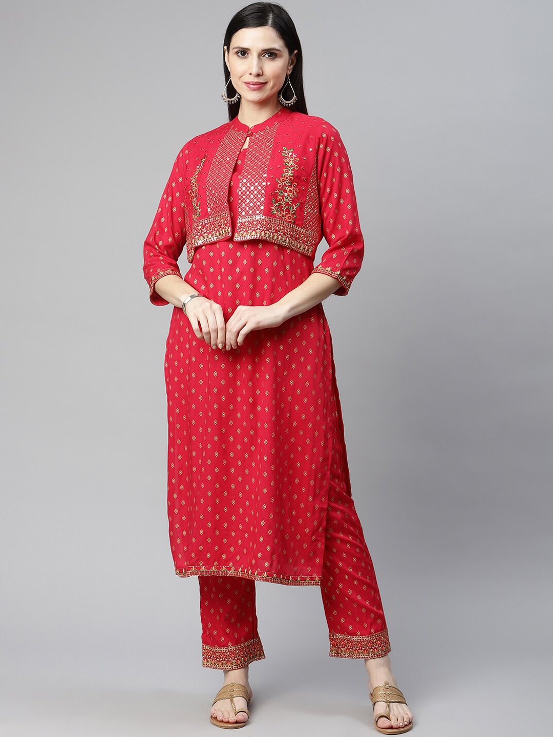 

AMIRAS INDIAN ETHNIC WEAR Ethnic Motifs Printed Kurta with Trousers & Jacket, Red