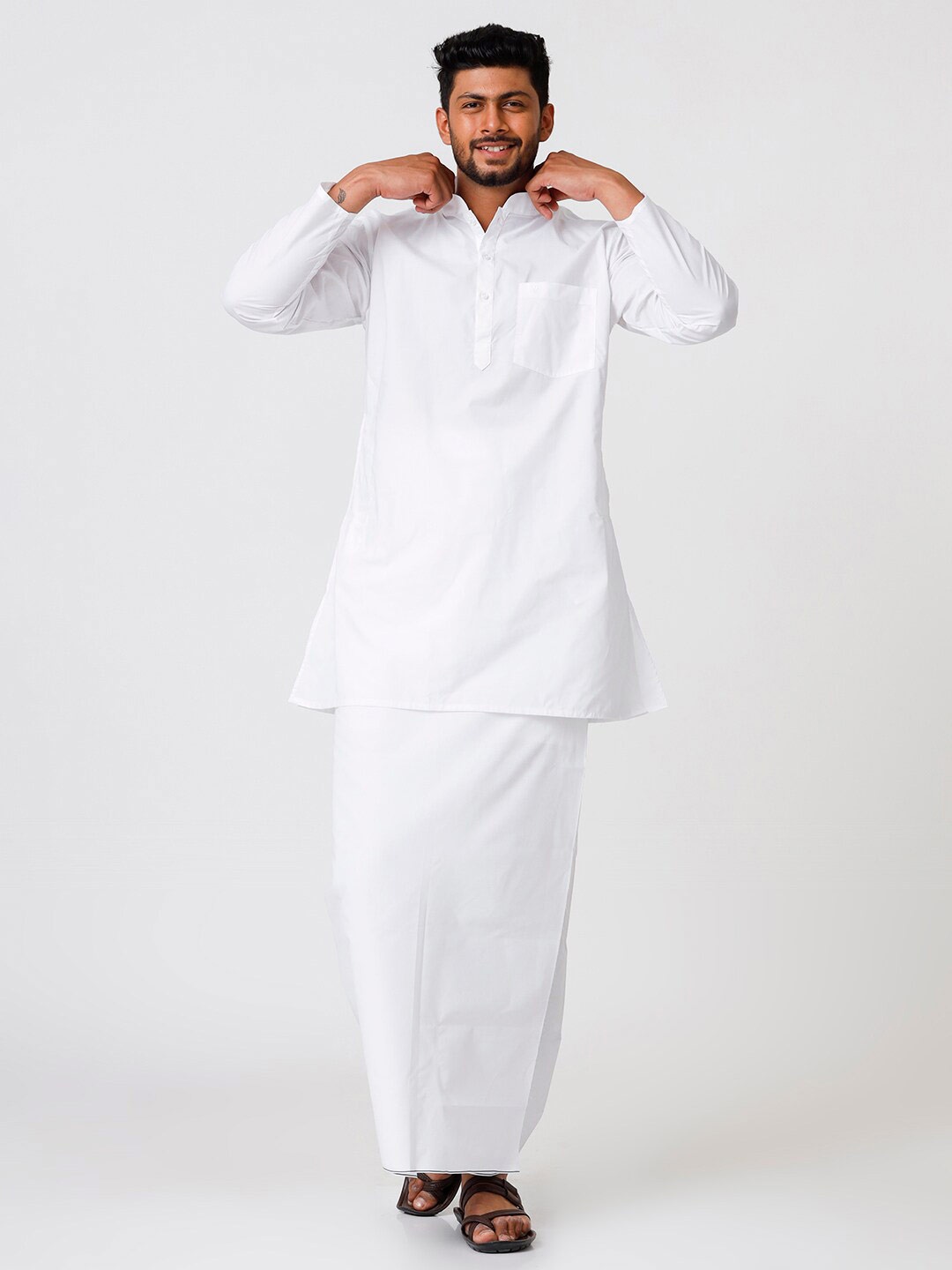 

Ramraj Men Mandarin Cotton Kurta & Veshti, White