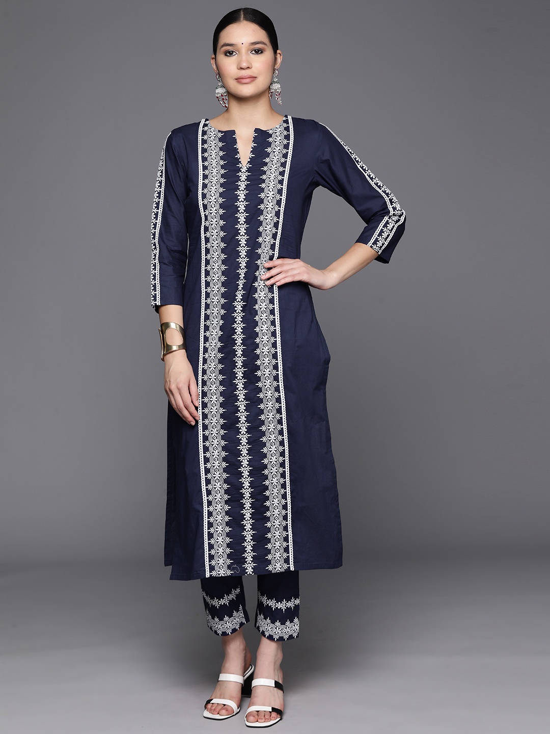 

Inddus Ethnic Motifs Embroidered Regular Chikankari Kurta with Trousers, Navy blue