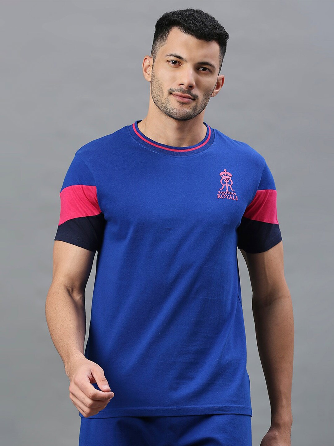 

FanCode Rajasthan Royals Logo Print Round Neck Cotton T-shirt, Blue