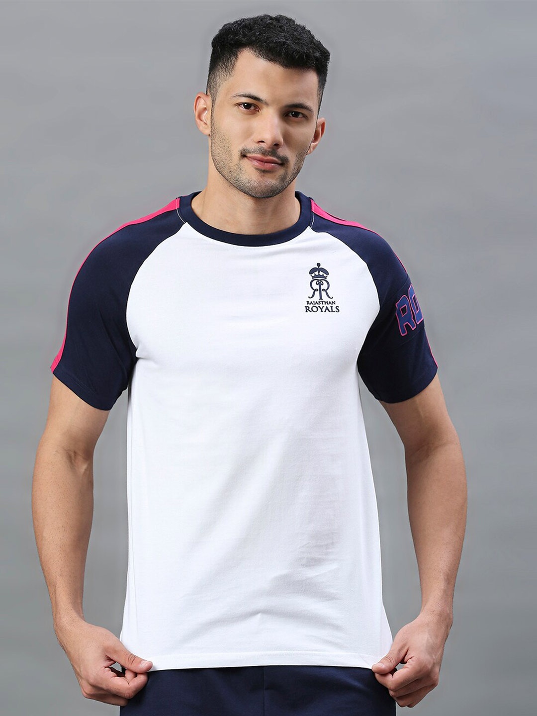 

FanCode Rajasthan Royals Printed Raglan Sleeves Cotton T-shirt, White
