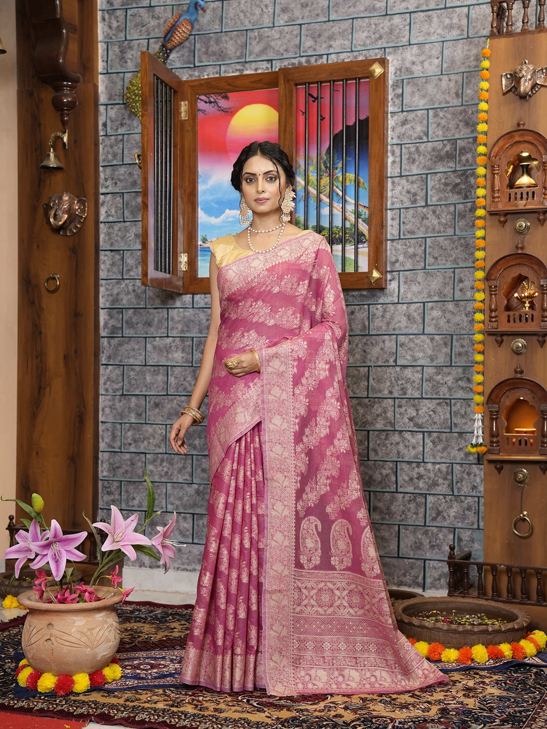 

elora Magenta & Gold-Toned Woven Design Zari Pure Cotton Bhagalpuri Saree