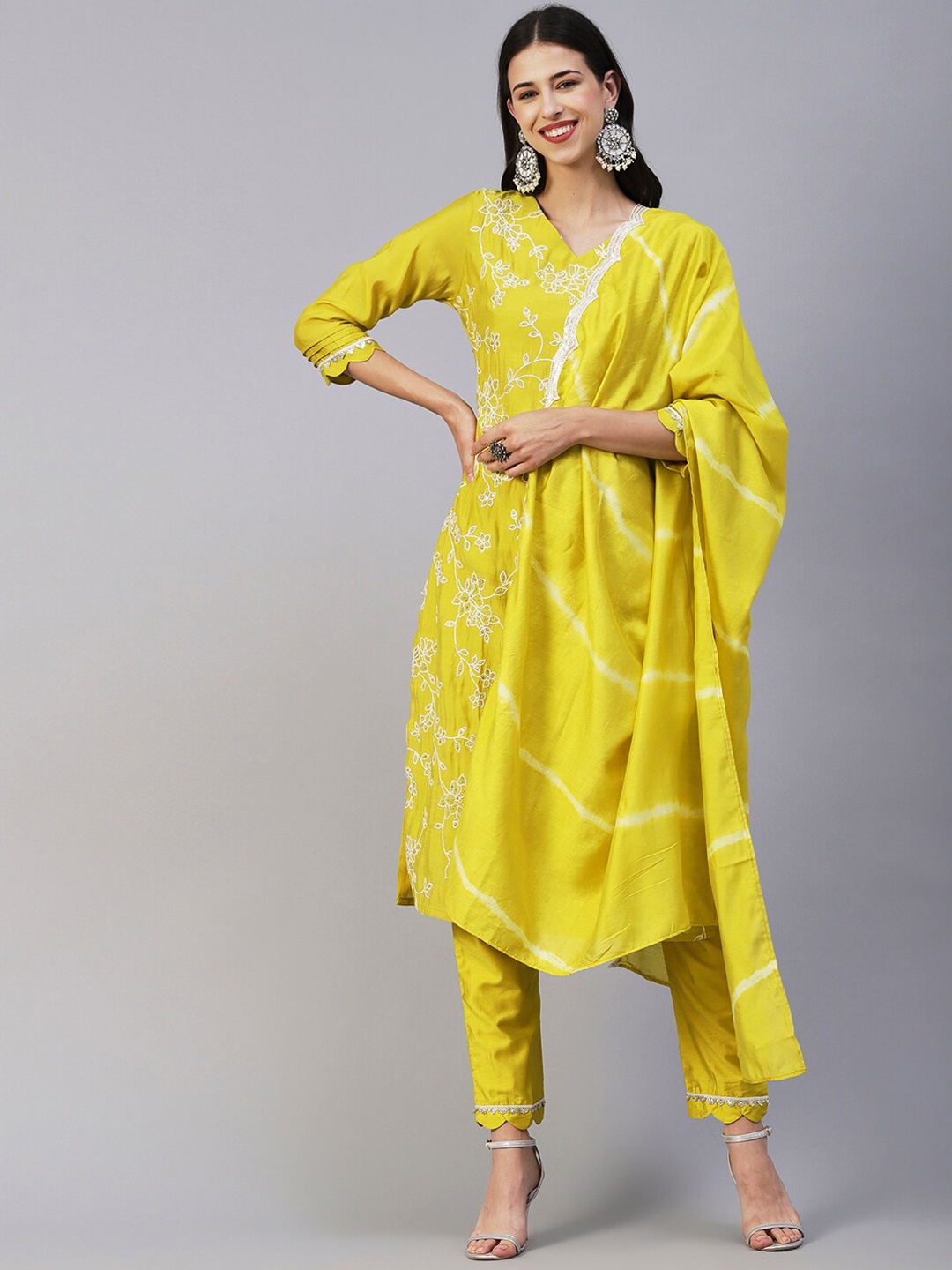 

FASHOR Lime Green & White Floral Embroidered V neck Kurta With Trousers & Dupatta