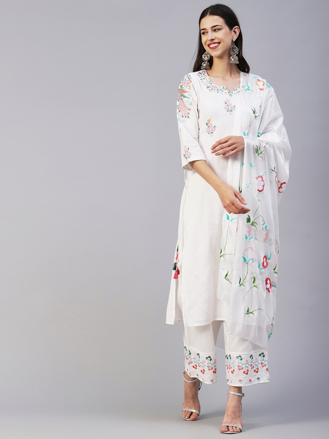 

FASHOR White & Pink Yoke Design Thread Work Pure Cotton Kurta With Palazzos & Dupatta