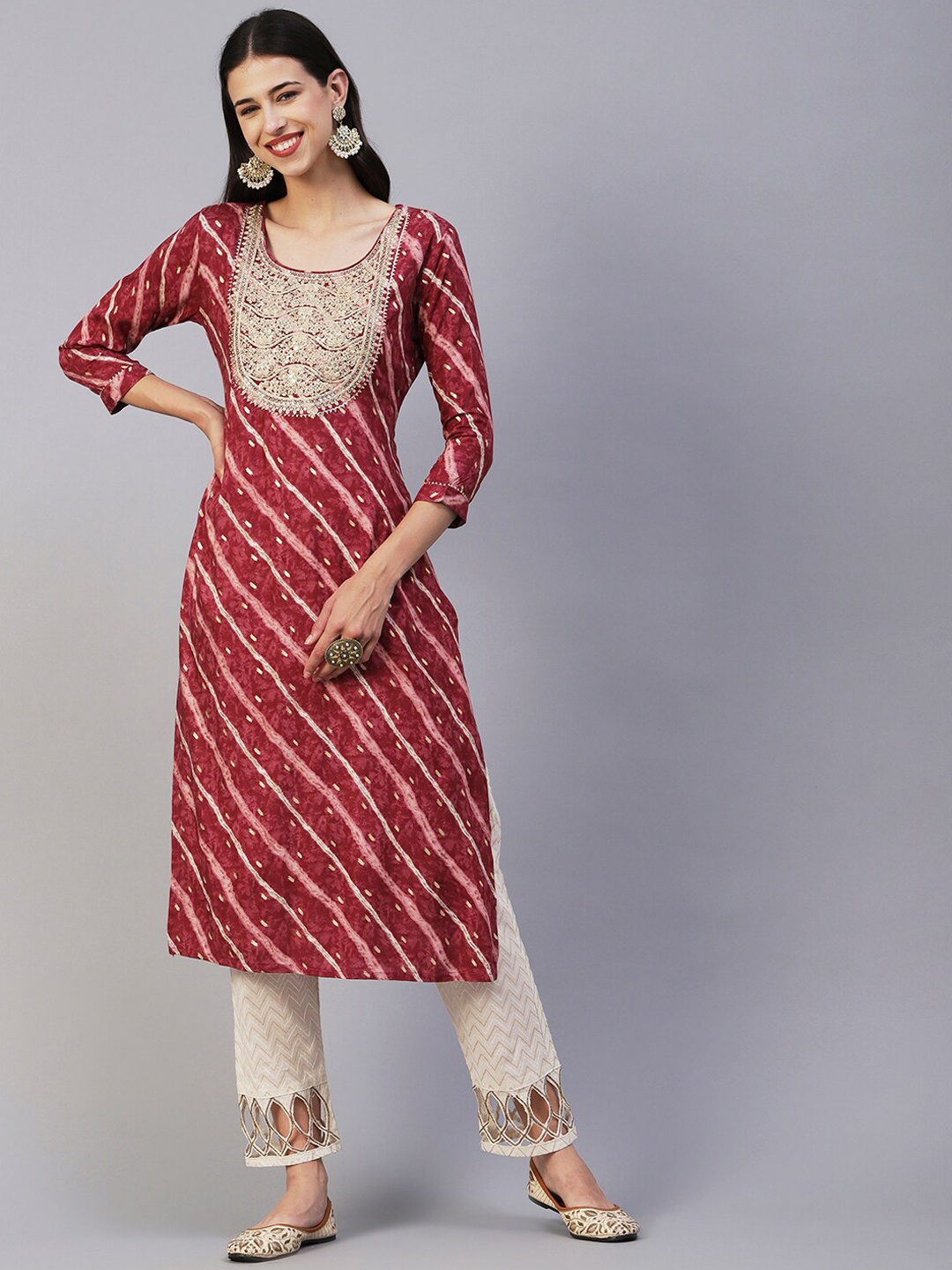 

FASHOR Maroon Leheriya Printed Sequined Zari Boat Neck Kurta