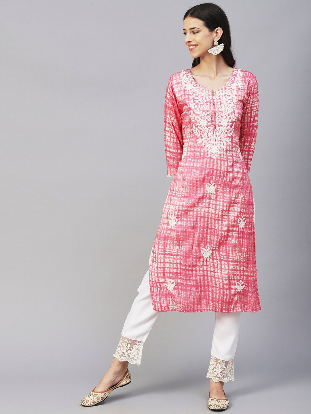

FASHOR Pink & White Ethnic Motifs Embroidered Chikankari Kurta