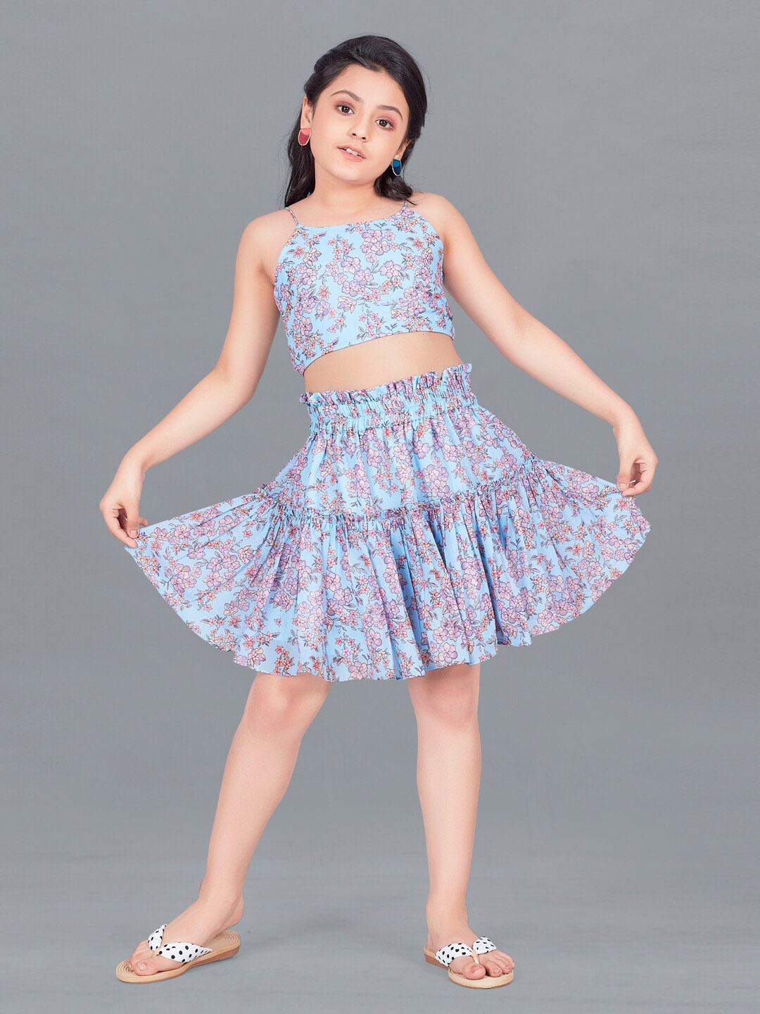 

FASHION DREAM Girls Floral Printed Top with Skirt, Blue