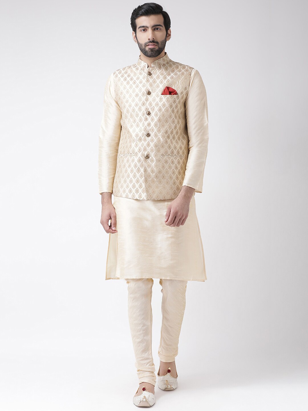 

KISAH Men Textured Regular Fit Ethnic Motifs Kurta Jacket Churidar Set, Cream