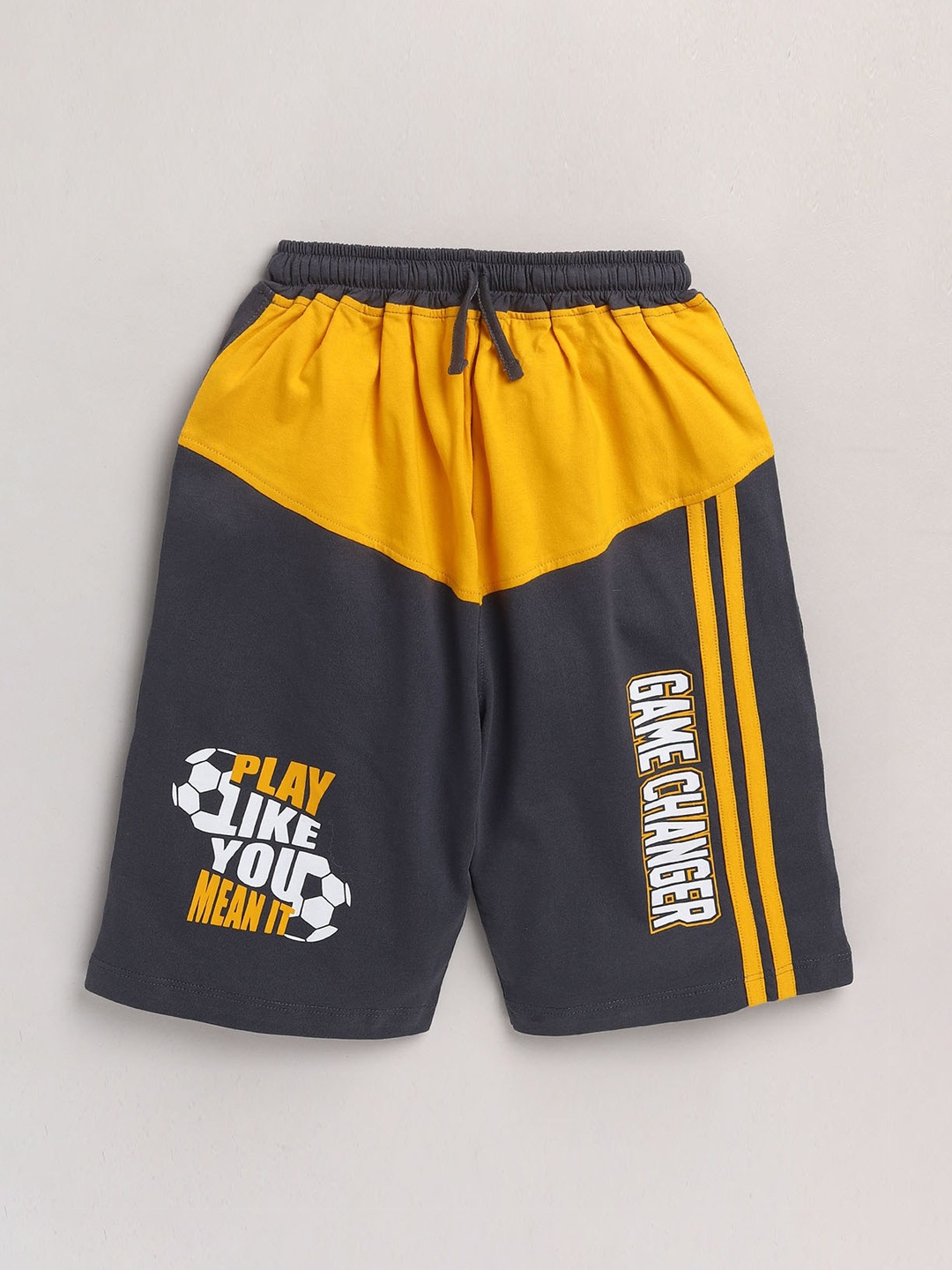 

YK Boys Colourblocked Pure Cotton Shorts, Yellow