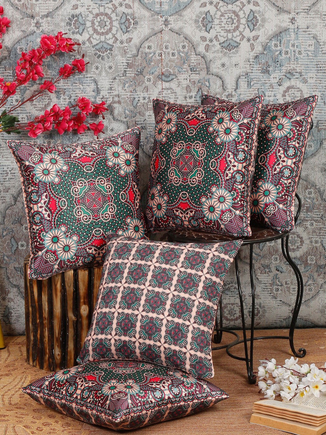 

Alina decor Green & Red 5 Pieces Geometric Square Cushion Covers