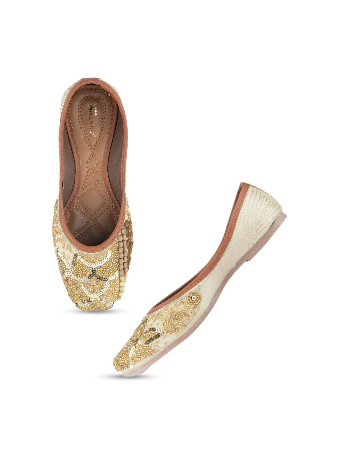 

DESI COLOUR Women Round Toe Ethnic - Embellished Mojaris, Gold