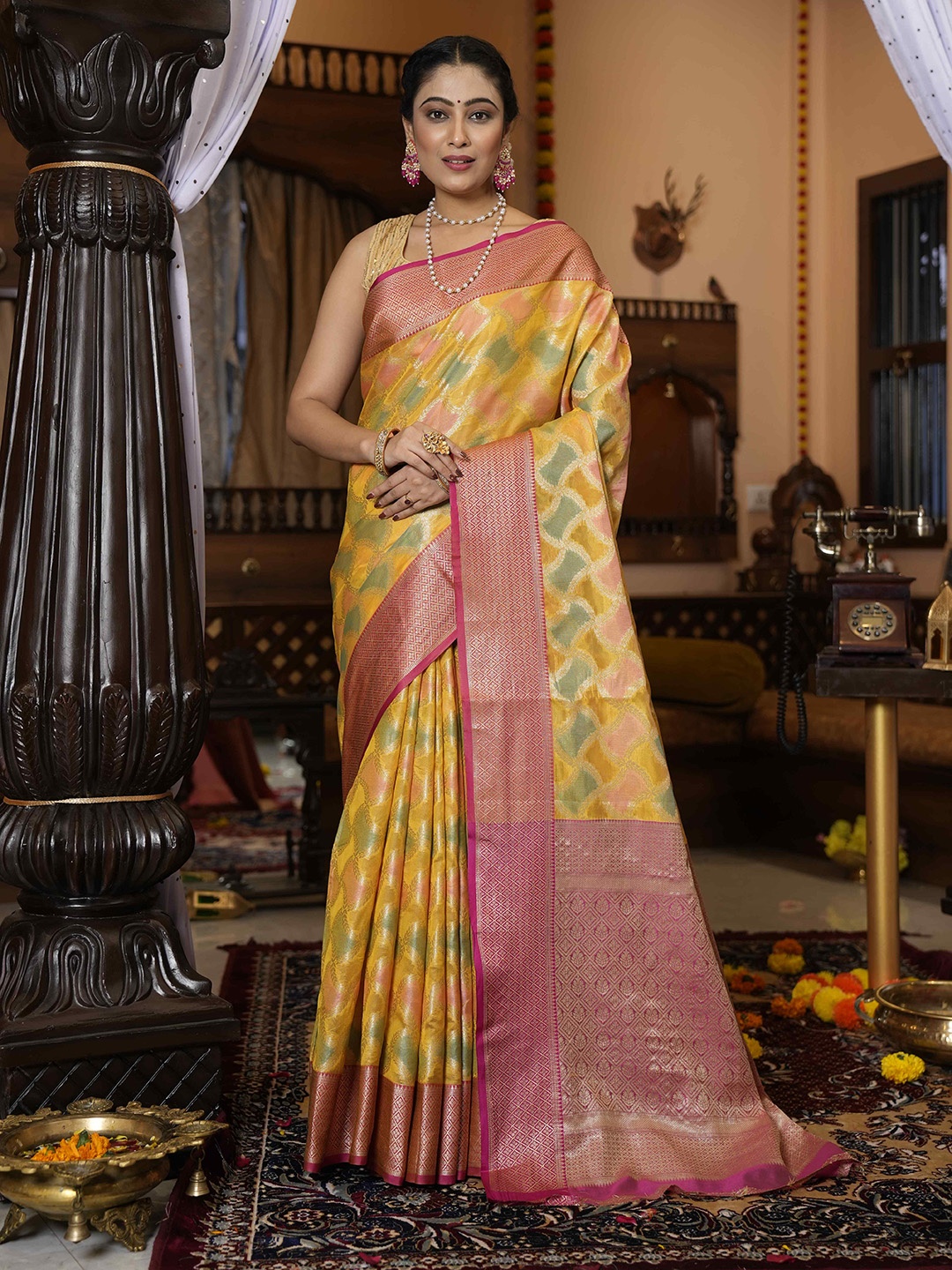 

elora Yellow & Green Woven Design Zari Organza Bhagalpuri Saree