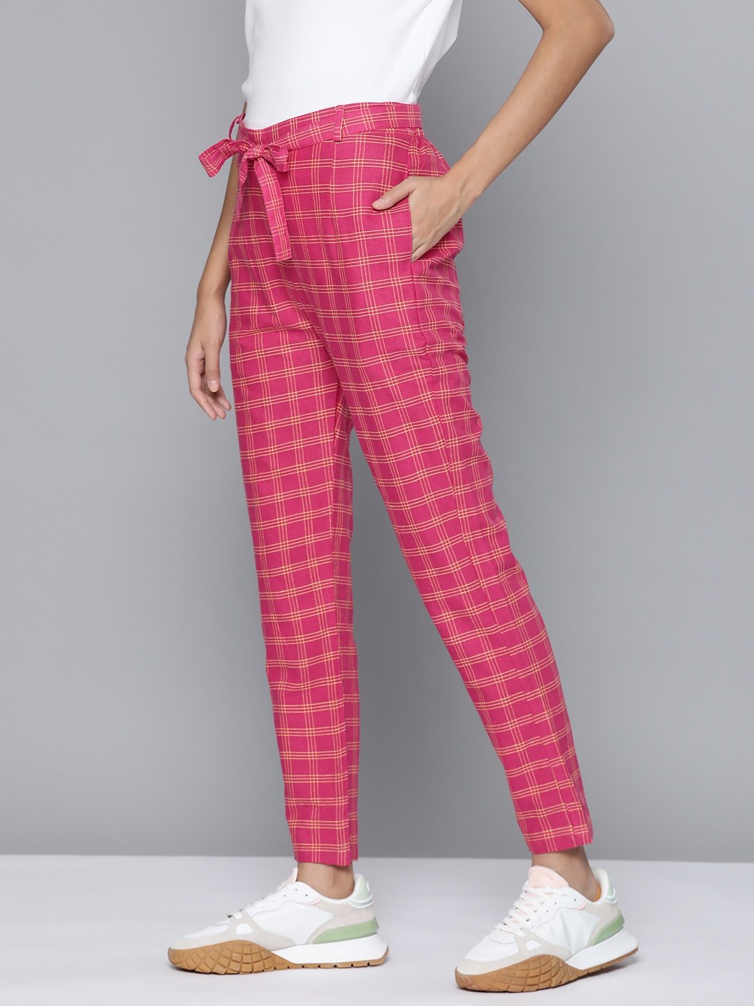 

HERE&NOW Women Checked Cigarette Trousers, Pink
