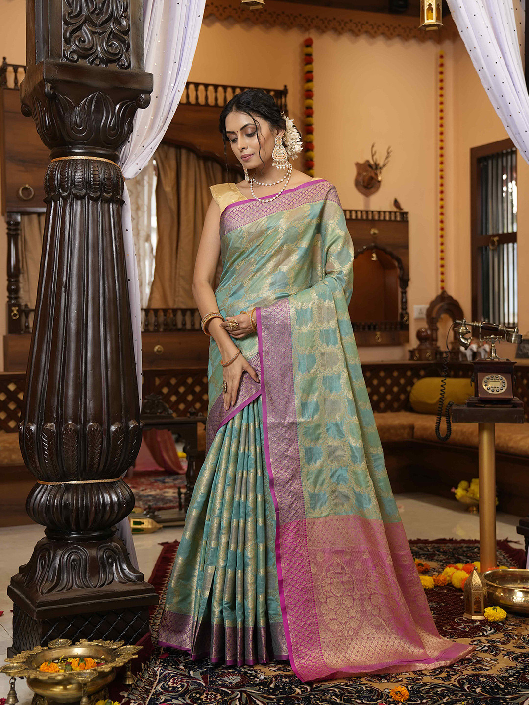 

elora Ethnic Motif Woven Design Bhagalpuri Saree, Blue