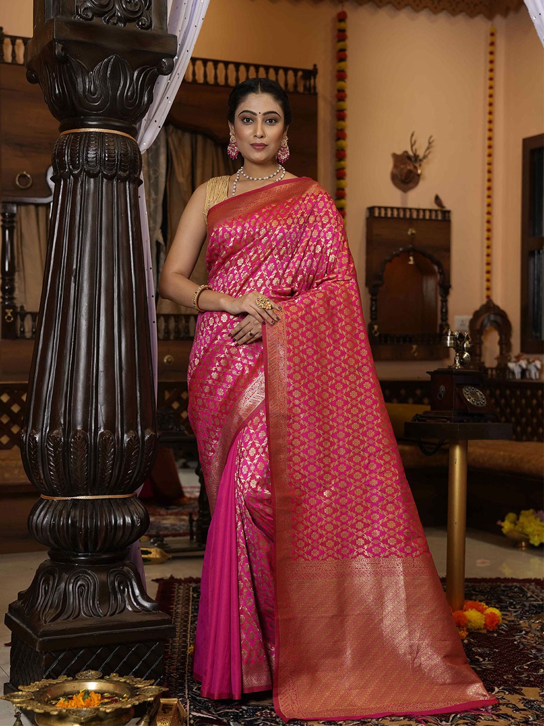 

elora Floral Woven Design Zari Bhagalpuri Saree, Pink