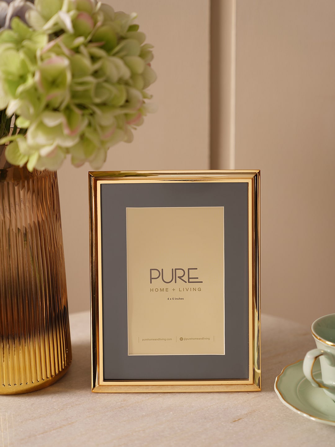 

Pure Home and Living Gold Plated Black Patterned Metal Photo Frame