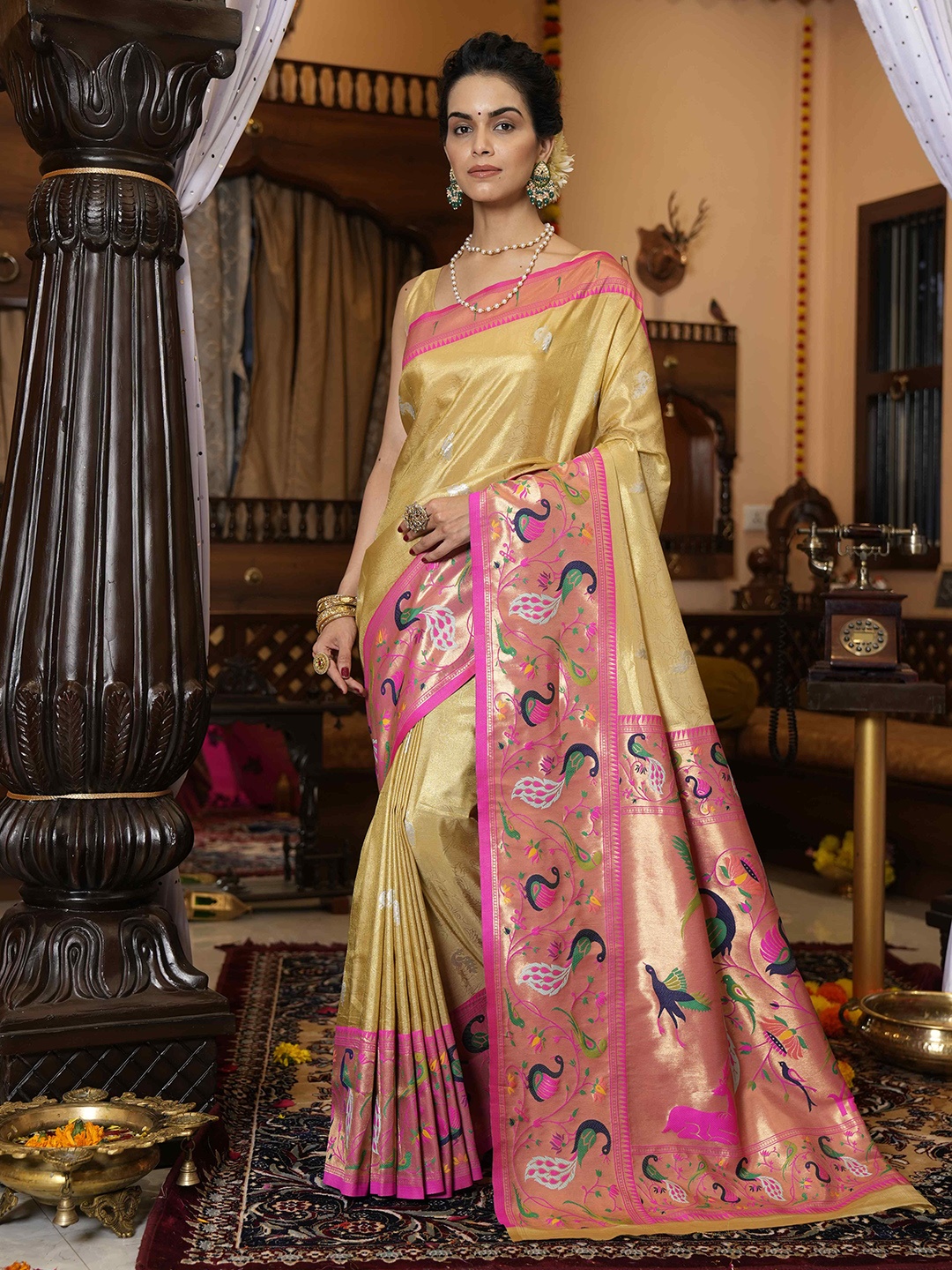 

elora Ethnc Motif Woven Design Zari Tissue Paithani Saree, Yellow