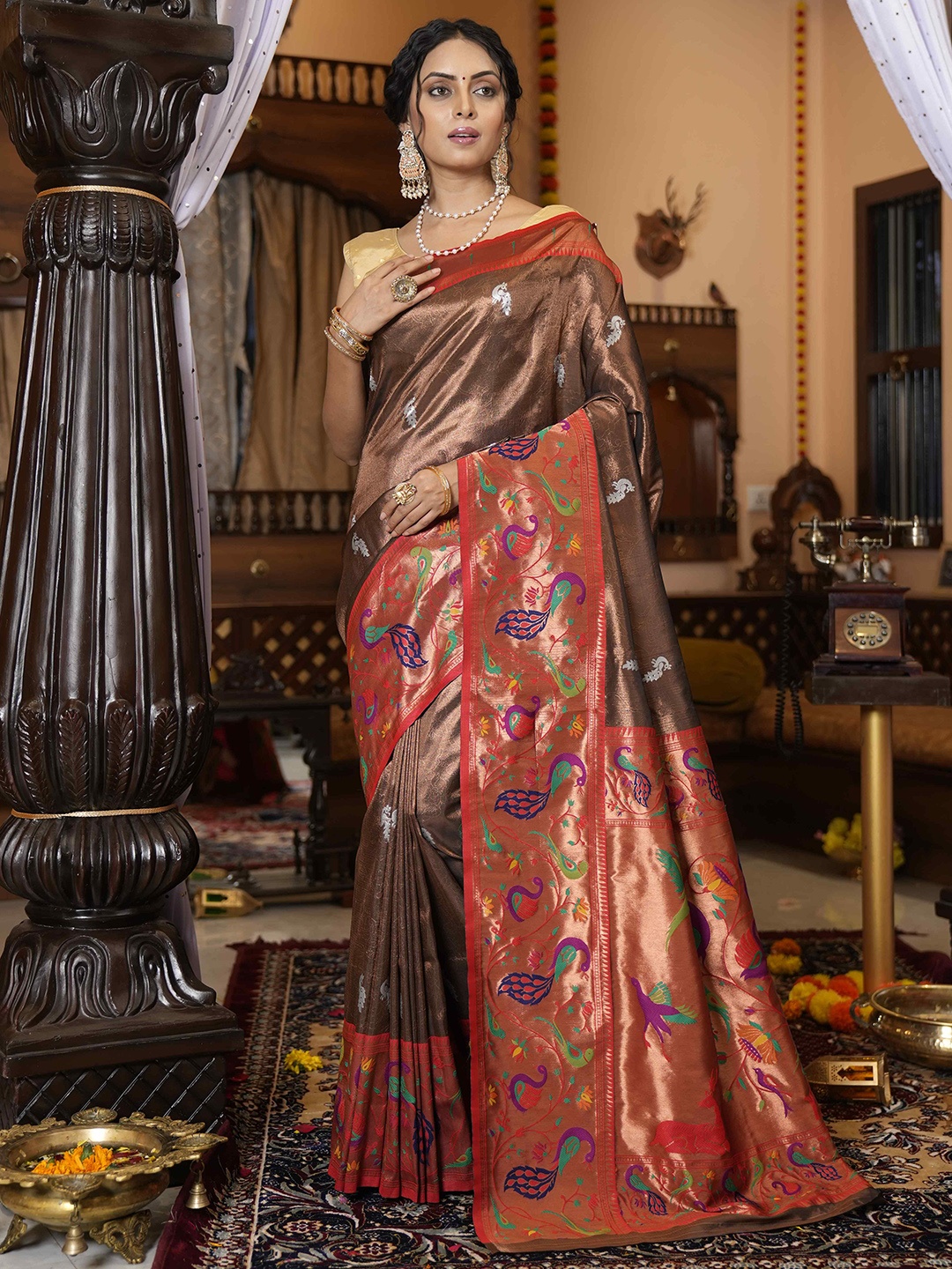 

elora Khaki & Red Woven Design Zari Tissue Paithani Saree