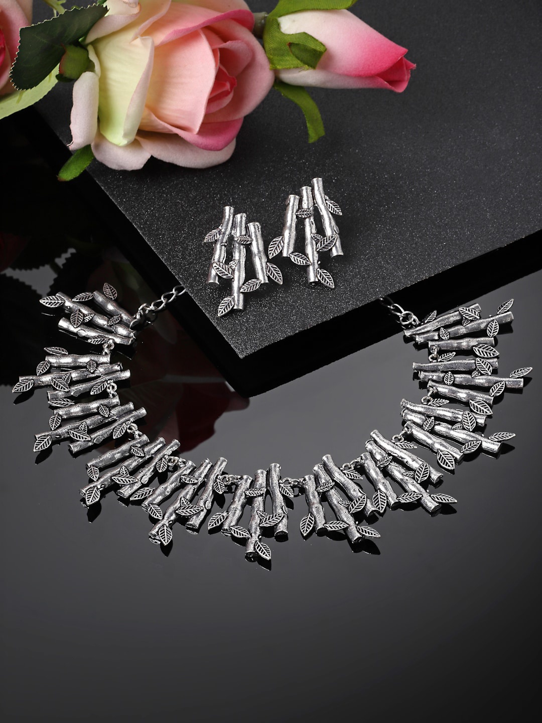 

PANASH Silver-Plated Oxidized Leaf Shaped Jewellery Set