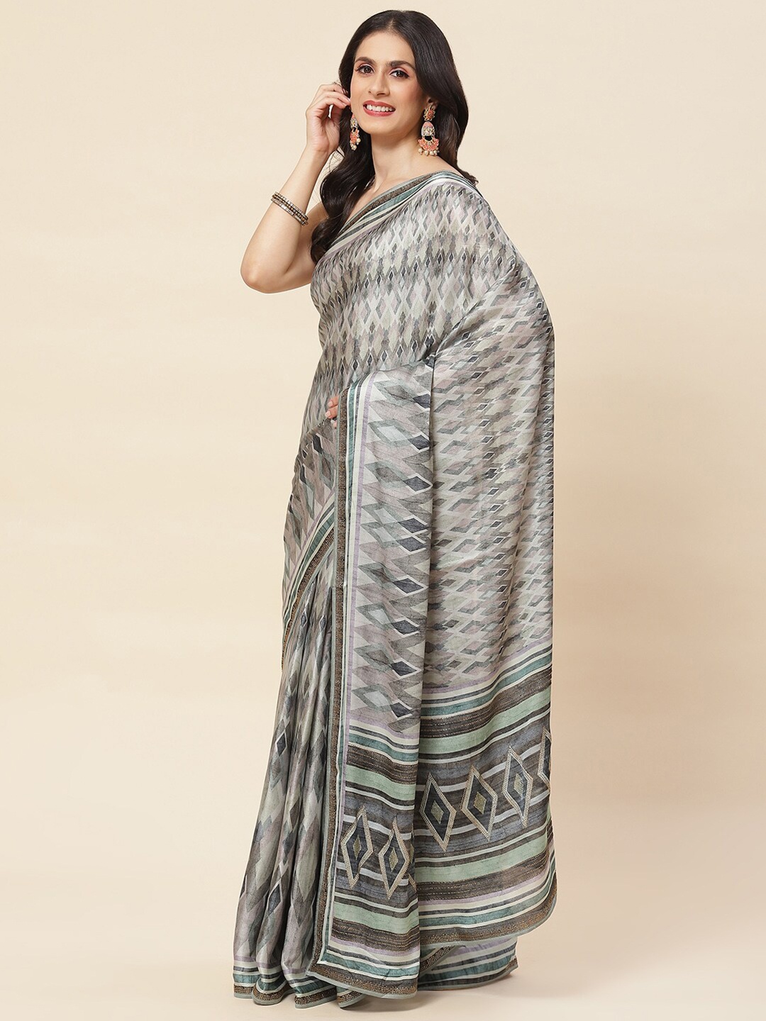 

Meena Bazaar Geometric Printed Satin Saree, Green