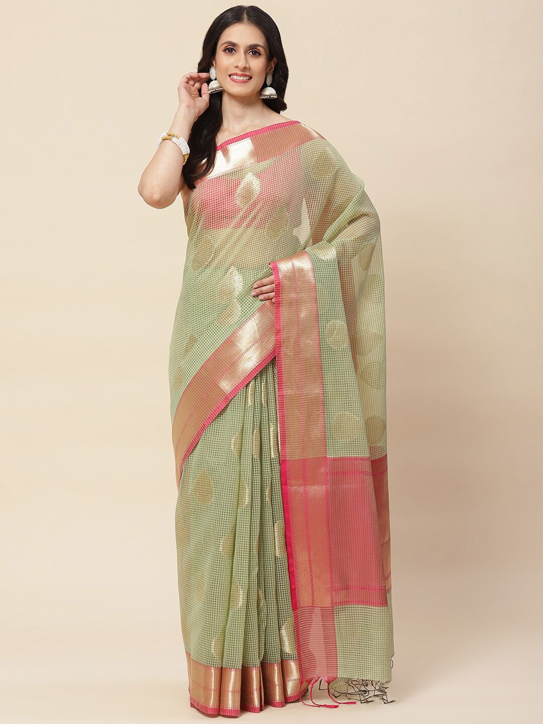 

Meena Bazaar Checked Cotton Blend Zari Saree With Blouse Piece, Green