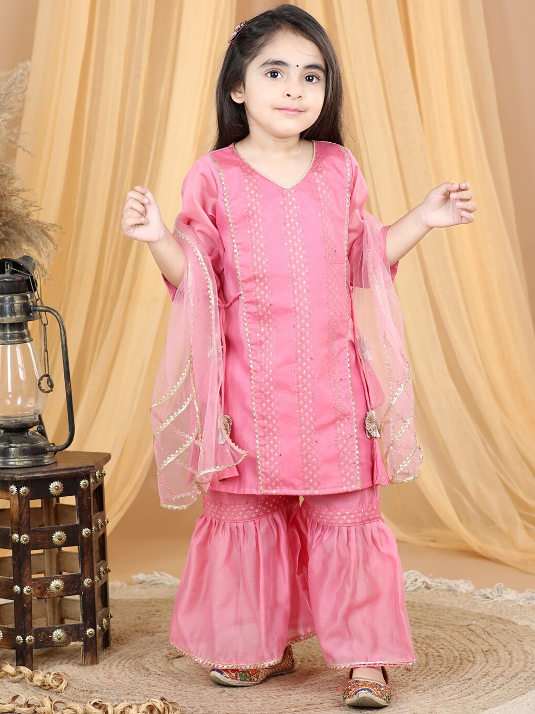 

Here&Now X Kinder KidsGirls Geometric Embroidered Pure Cotton Kurta With Sharara & Dupatta, Pink