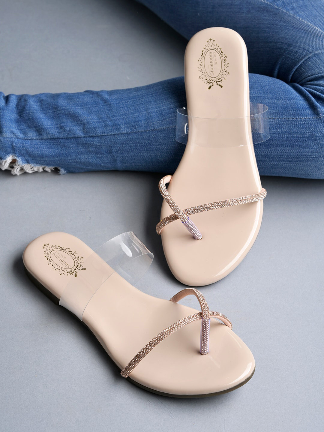 

Shoetopia Women Embellished Open One Toe Flats, Gold