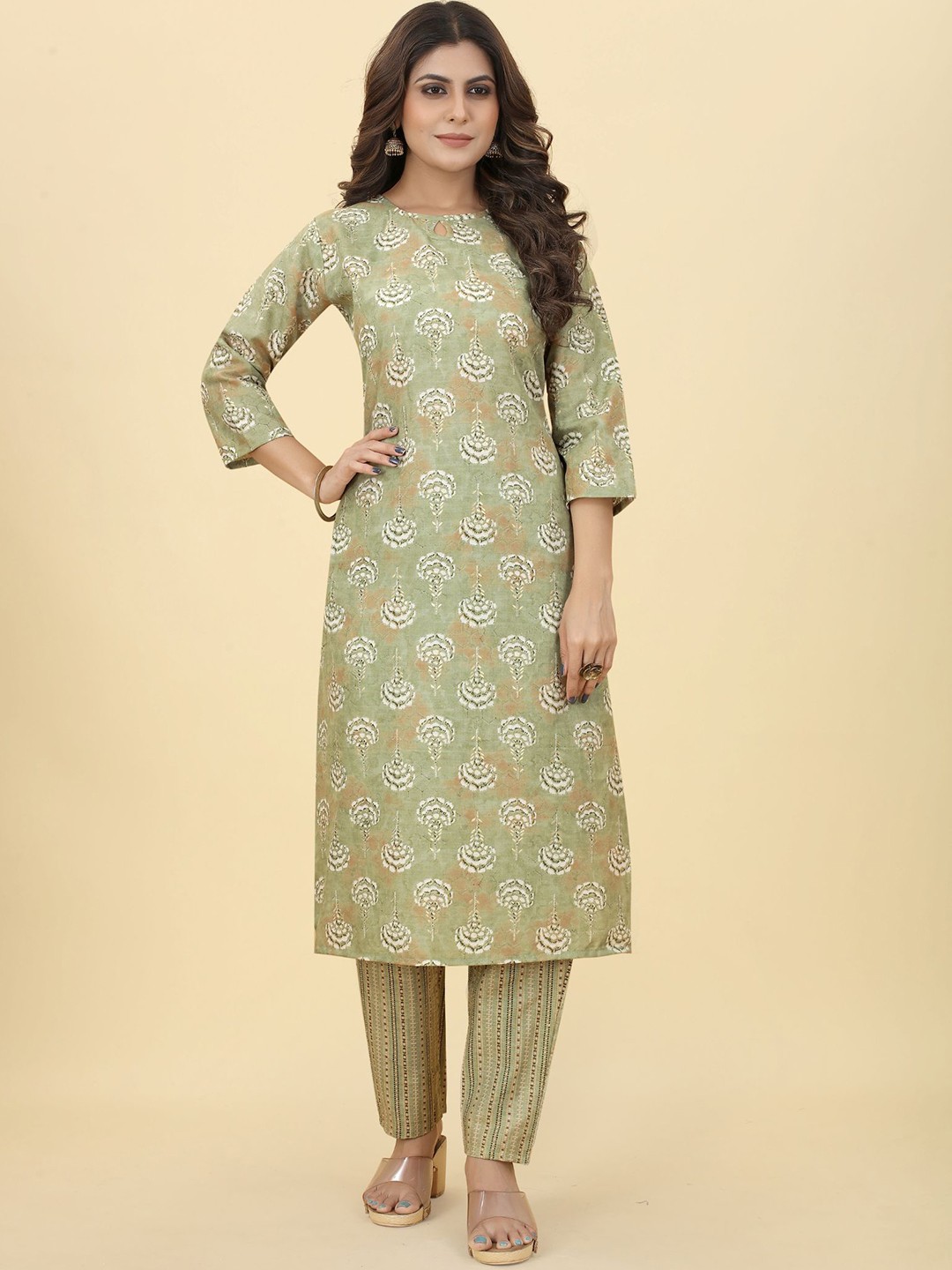 

KALINI Floral Printed Keyhole Neck Kurta With Trousers, Sea green