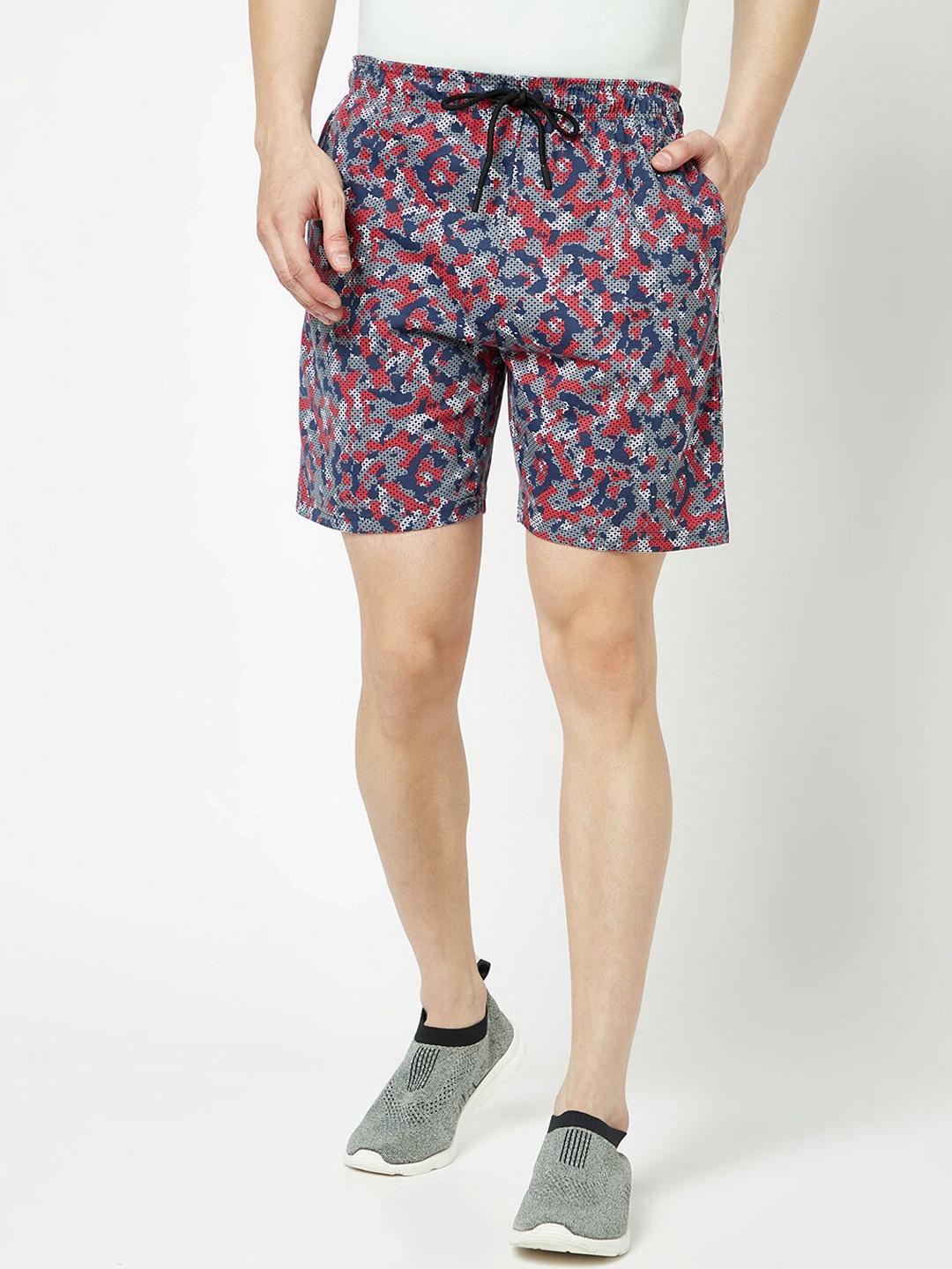 

T.T. Men Abstract Printed Mid Rise Drawstring Sports Shorts, Grey