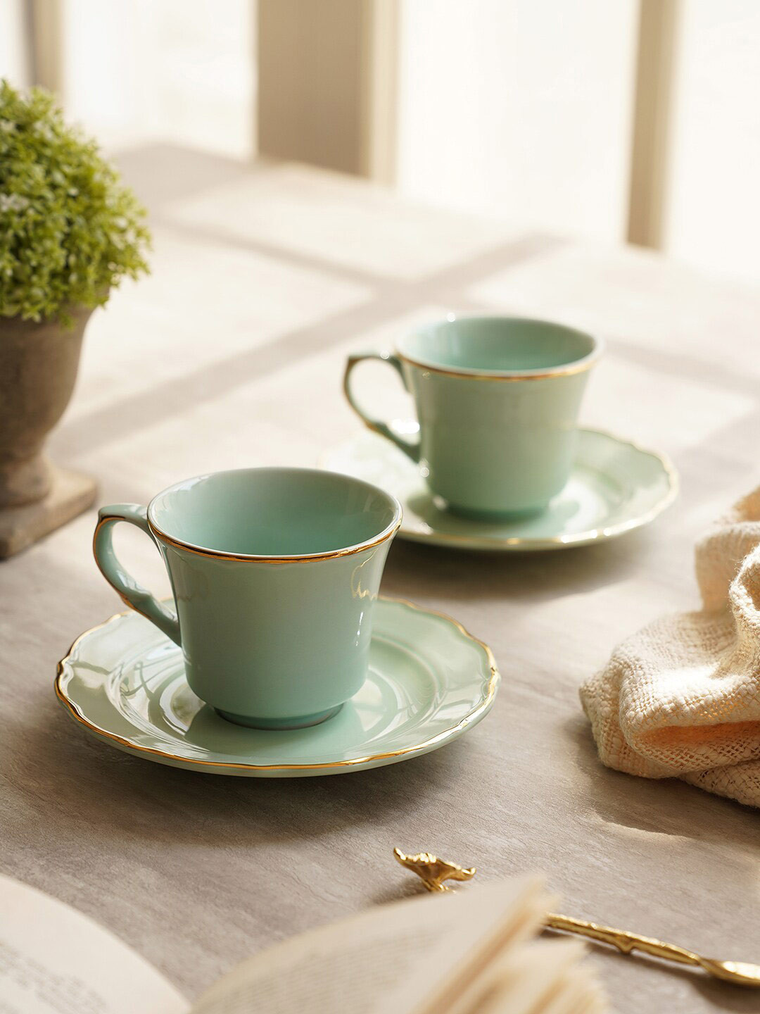 

Pure Home and Living Green & Gold-Toned 2Pcs Porcelain Glossy Cups and Saucers 330 ml Each