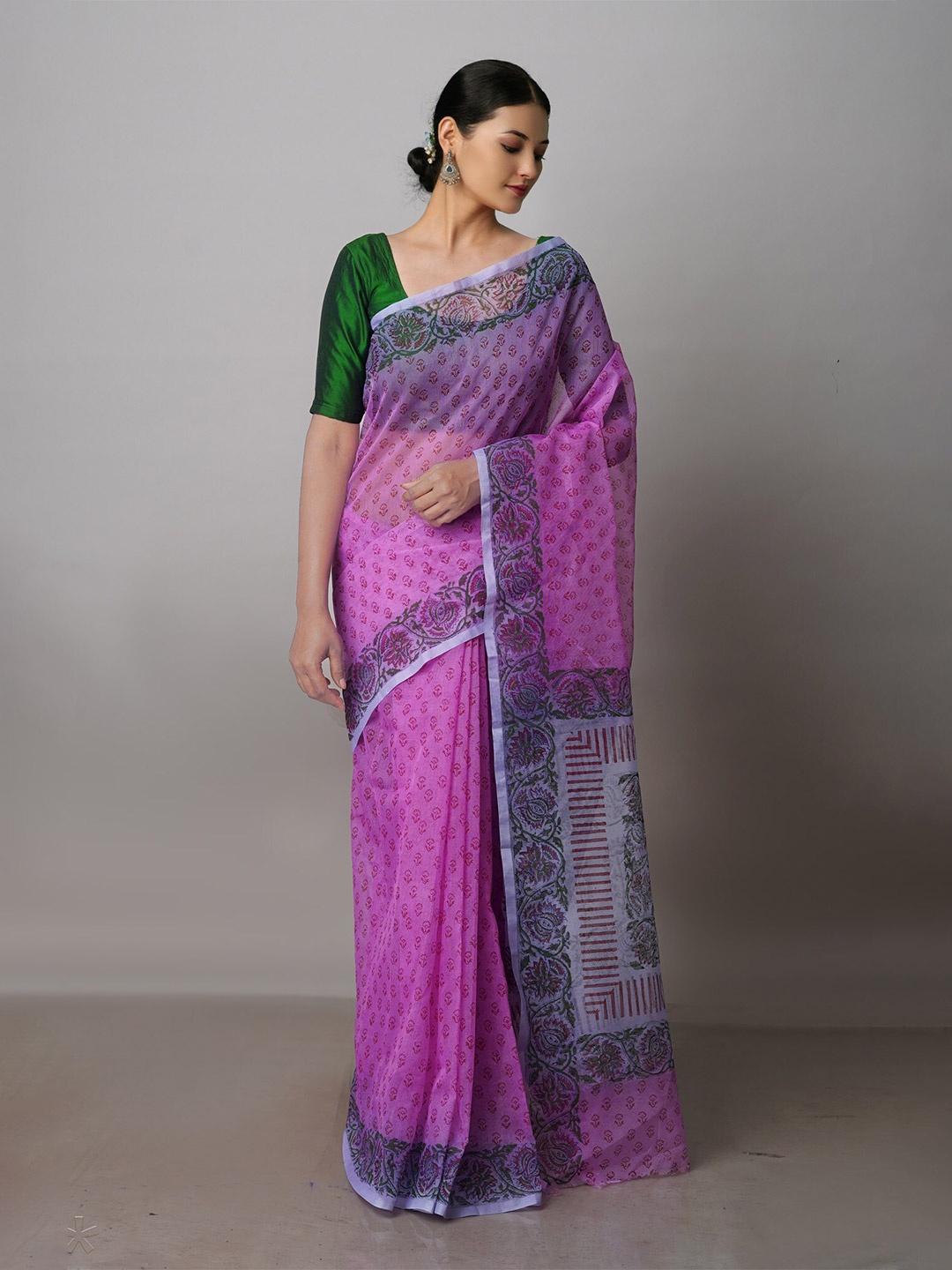 

Unnati Silks Ethnic Motif Supernet Block Print Saree With Blouse Piece, Pink