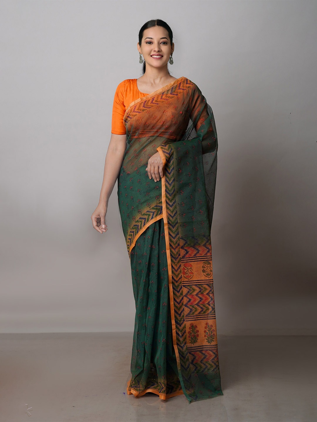

Unnati Silks Floral Supernet Block Print Saree, Green