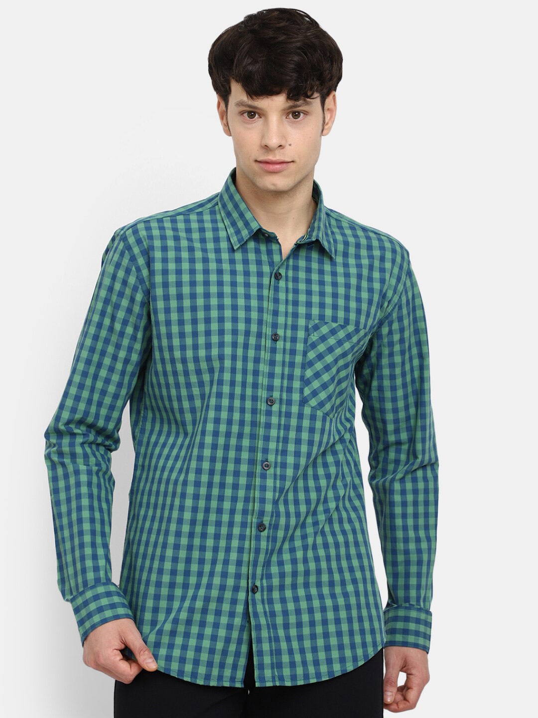 

V-Mart Men Checked Classic Opaque Casual Shirt, Green