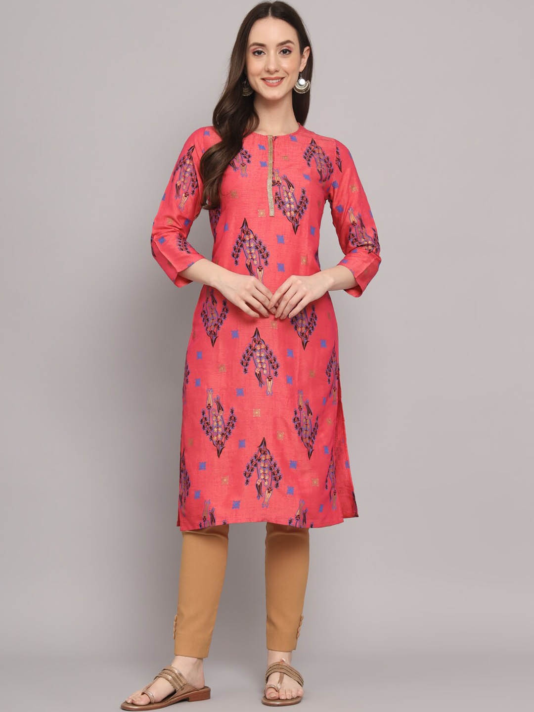 

Myshka Ethnic Motifs Printed Round Neck Straight Kurta, Pink