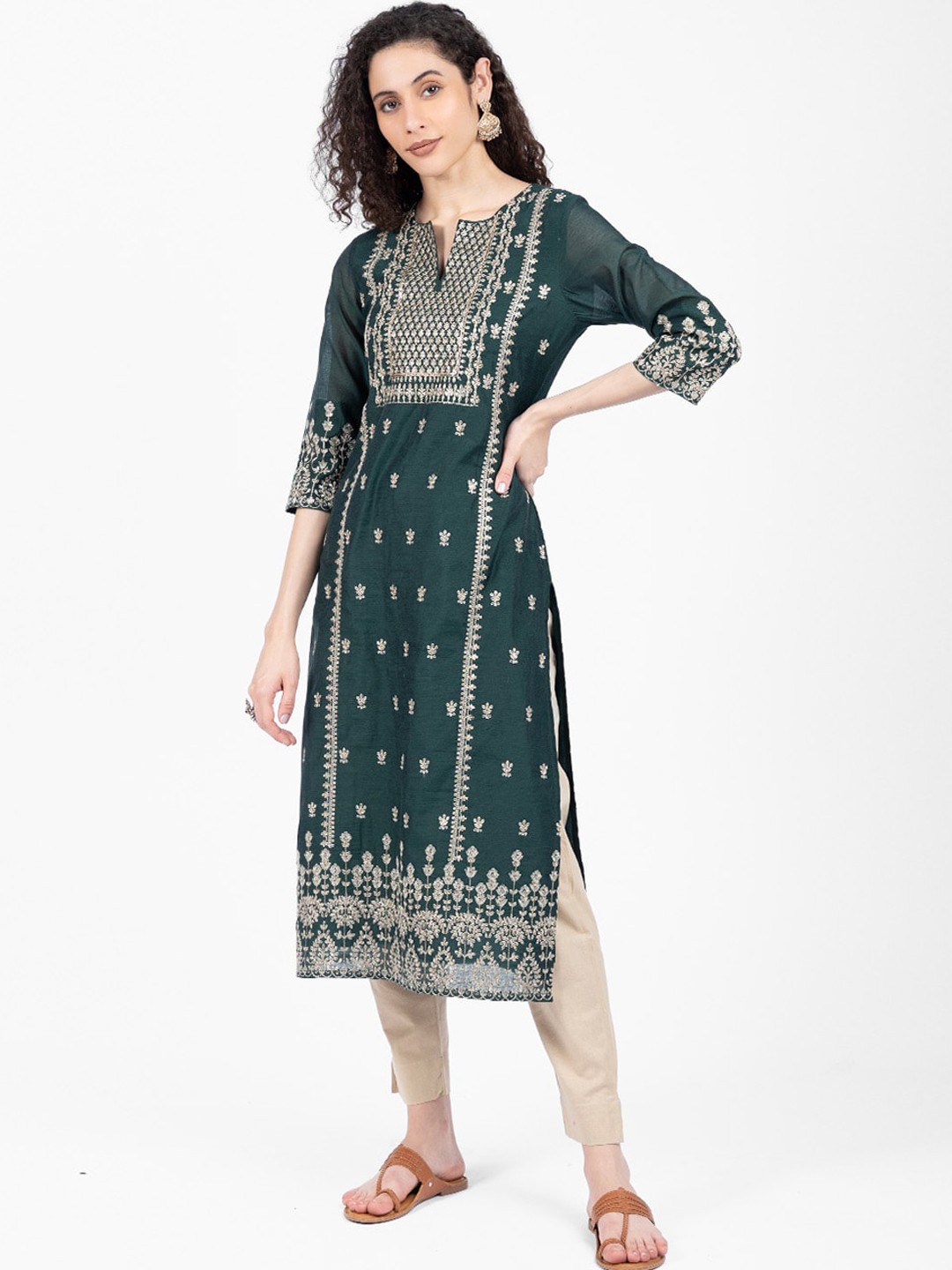 

Rmya Ethnic Motif Embroidered Notched Neck Sequinned Kurta, Green