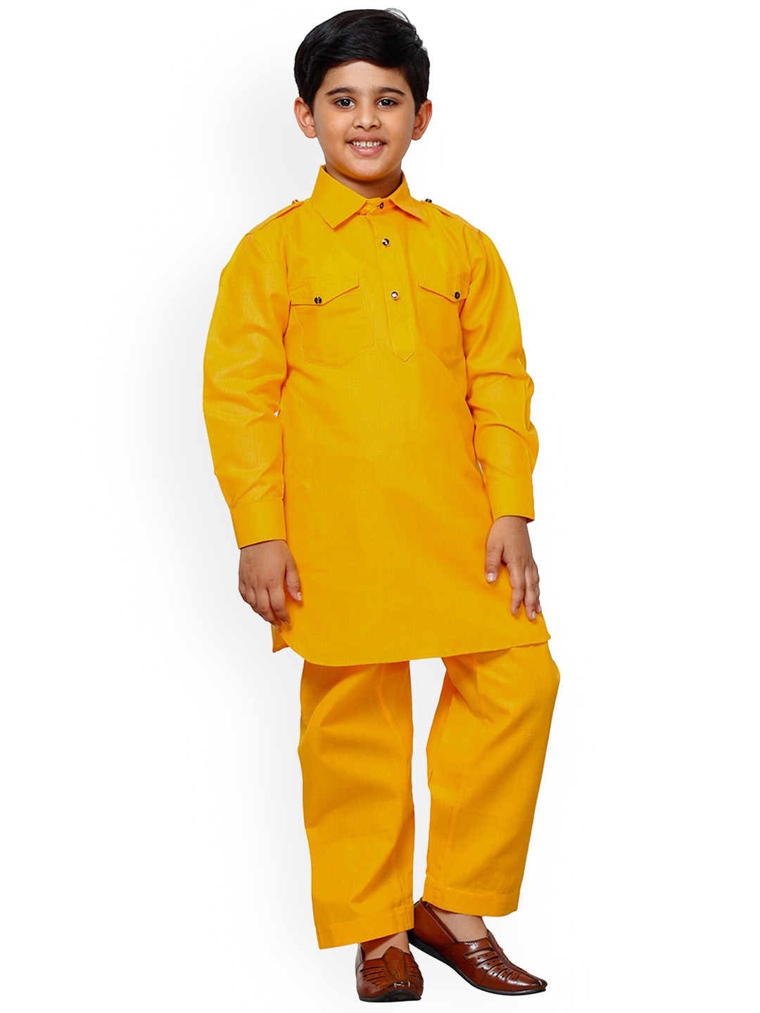 

Pro-Ethic STYLE DEVELOPER Boys Shirt Collar Pathani Kurta With Pyjamas, Yellow