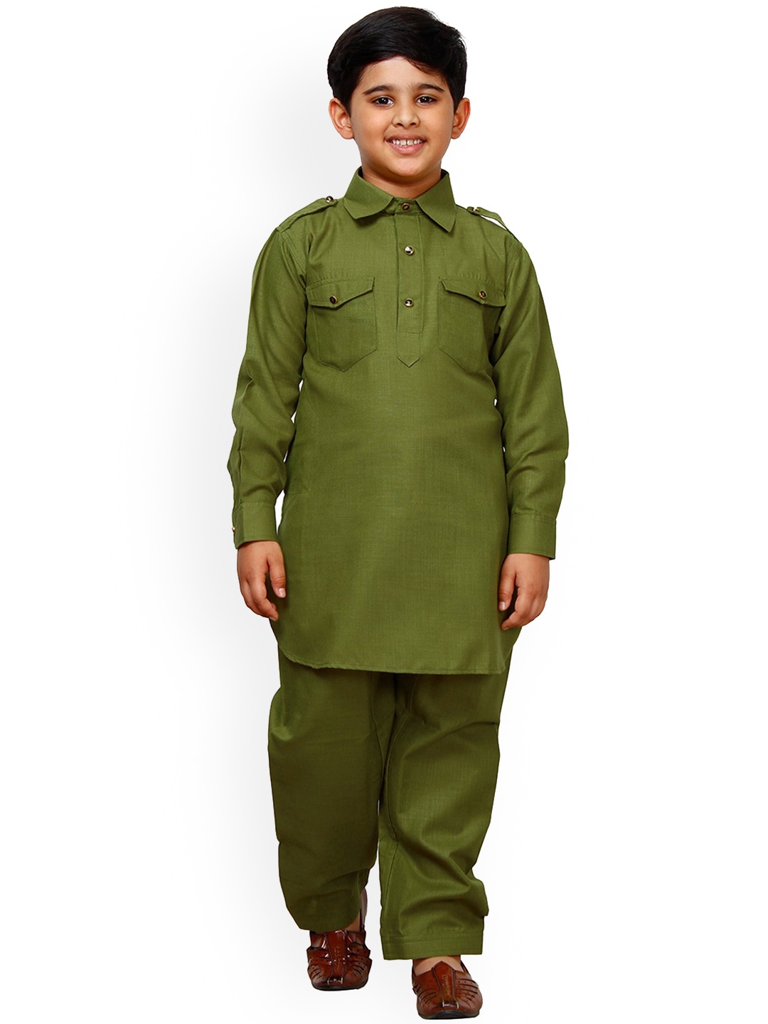 

Pro-Ethic STYLE DEVELOPER Boys Shirt Collar Pathani Kurta With Pyjamas, Green