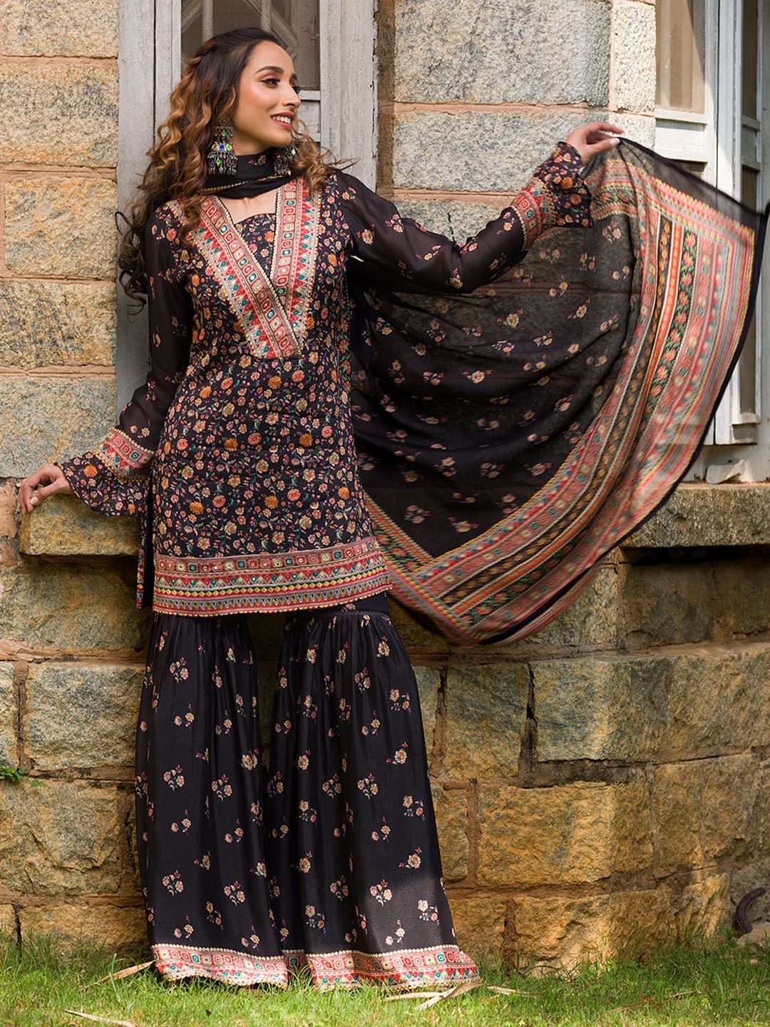 

Koskii Floral Printed Bell Sleeves Kurta with Sharara & Dupatta, Black