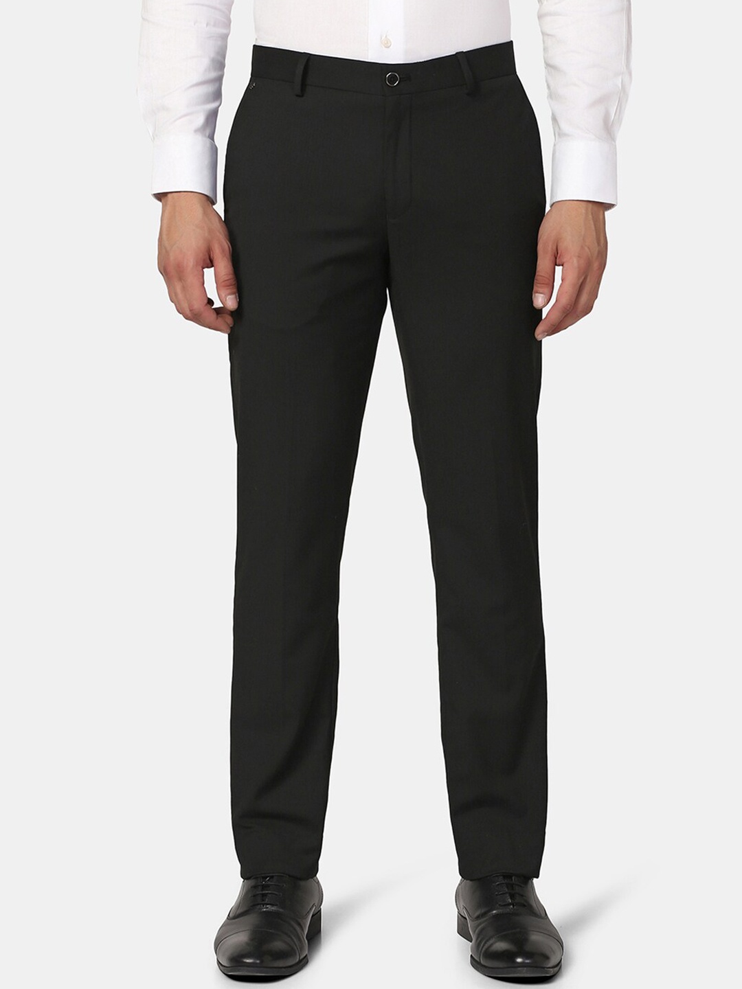 

Blackberrys Men Slim Fit Mid Rise Trousers, Black