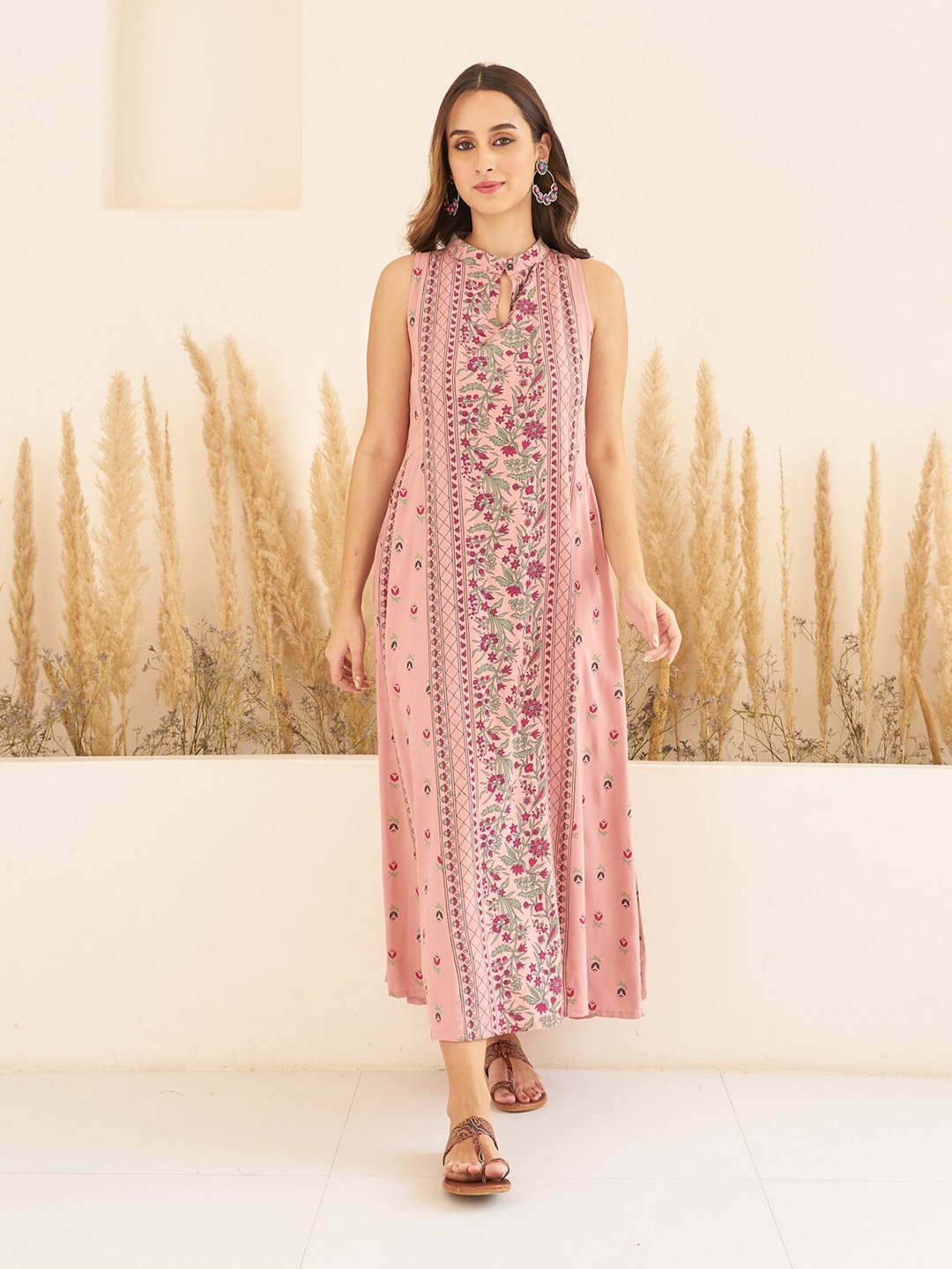 

Rustorange Floral Printed Cotton Keyhole Neck Sleeveless Maxi Dress, Pink