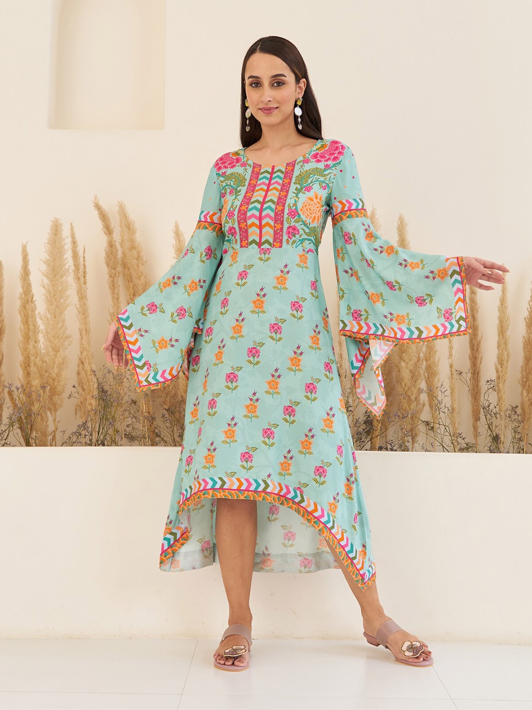 

Rustorange Floral Printed Flared Sleeve A-Line Midi Dress, Green