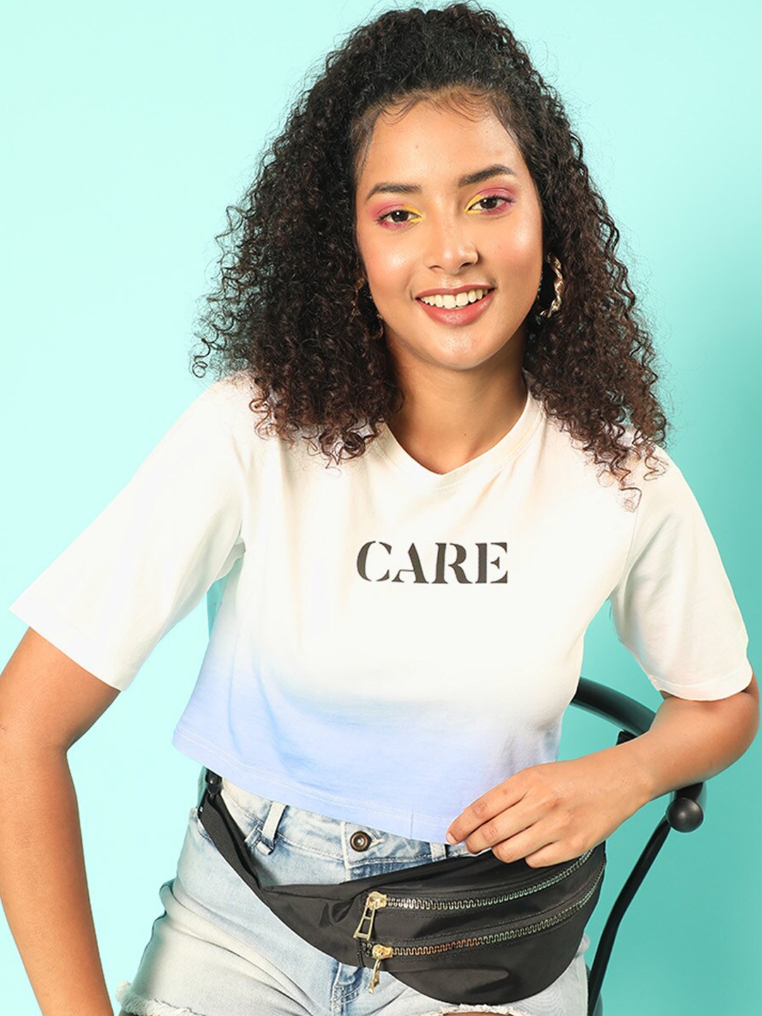 

JUNEBERRY Typography Printed Ombre Cotton Crop T-shirt, White