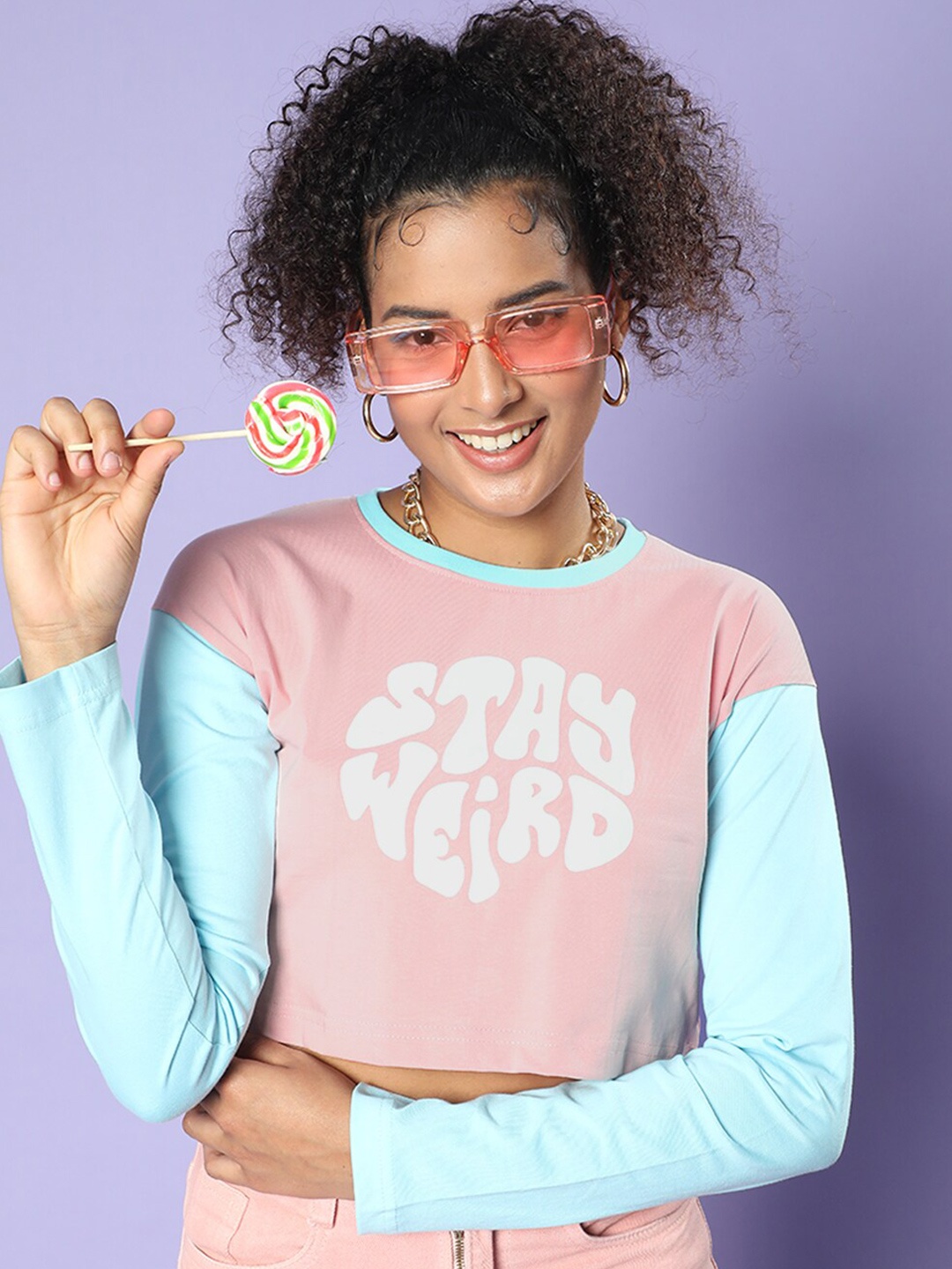 

JUNEBERRY Typography Printed Cropped Cotton T-shirt, Pink