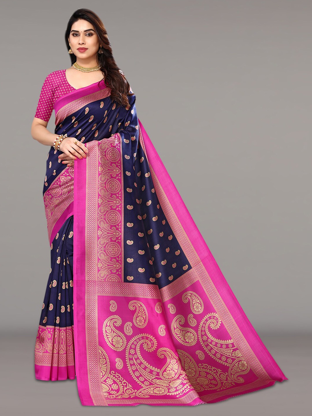 

KALINI Paisley Printed Saree, Navy blue