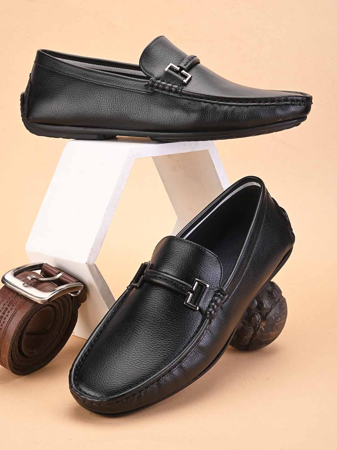 

Hydes N Hues Men Textured Lightweight Horsebit Loafers, Black