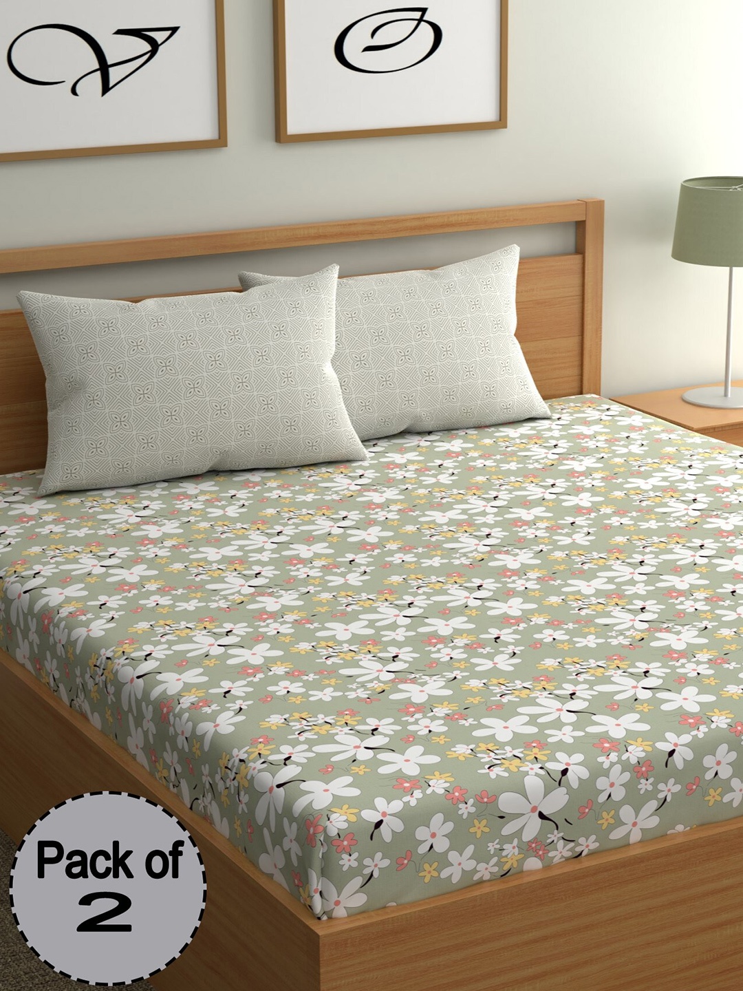 

CHHAVI INDIA Green & White Floral 210 TC 2 Queen Bedsheet With 4 Pillow Covers