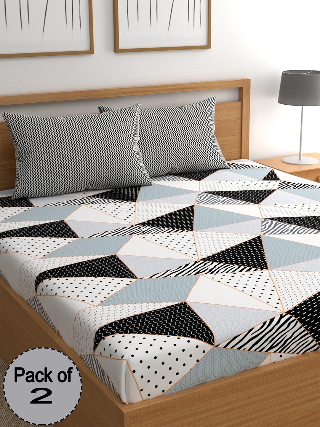 

CHHAVI INDIA Black & White Printed 210 TC 2 Queen Bedsheet & 4 Pillow Covers