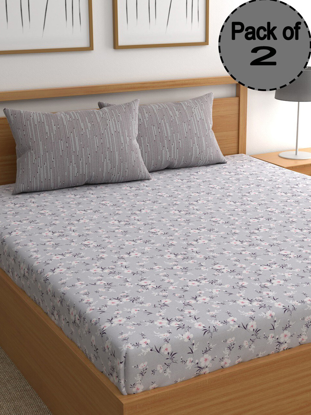 

CHHAVI INDIA Grey & White Floral Printed 210 TC 2 Queen Bedsheet & 4 Pillow Covers