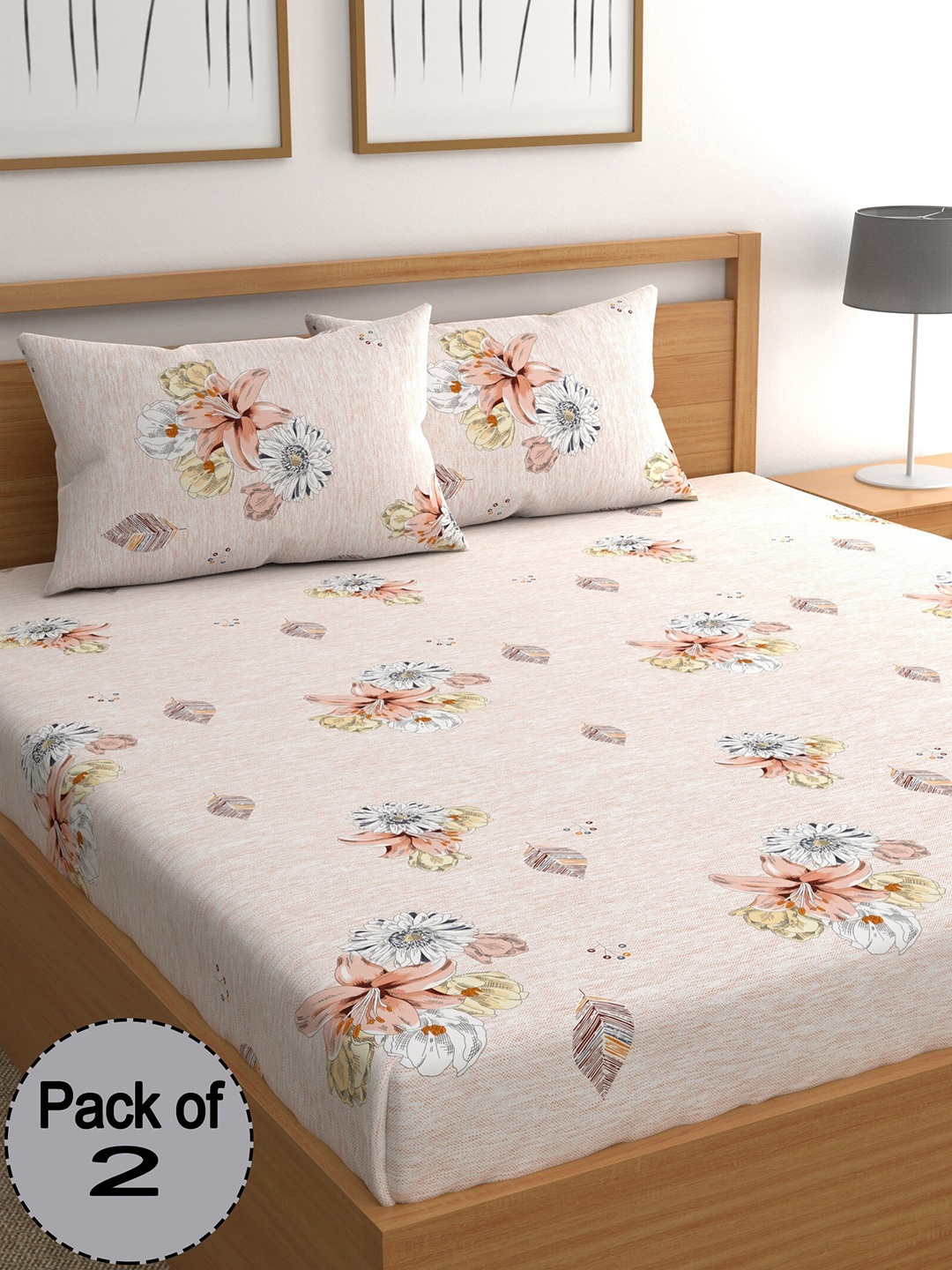 

CHHAVI INDIA Beige & White Floral Printed 210 TC 2 Queen Bedsheet & 4 Pillow Covers