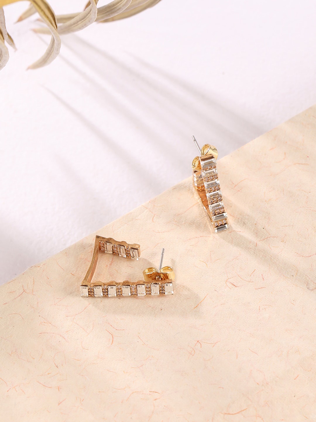 

XPNSV Rose Gold-Plated Contemporary Half Hoop Earrings